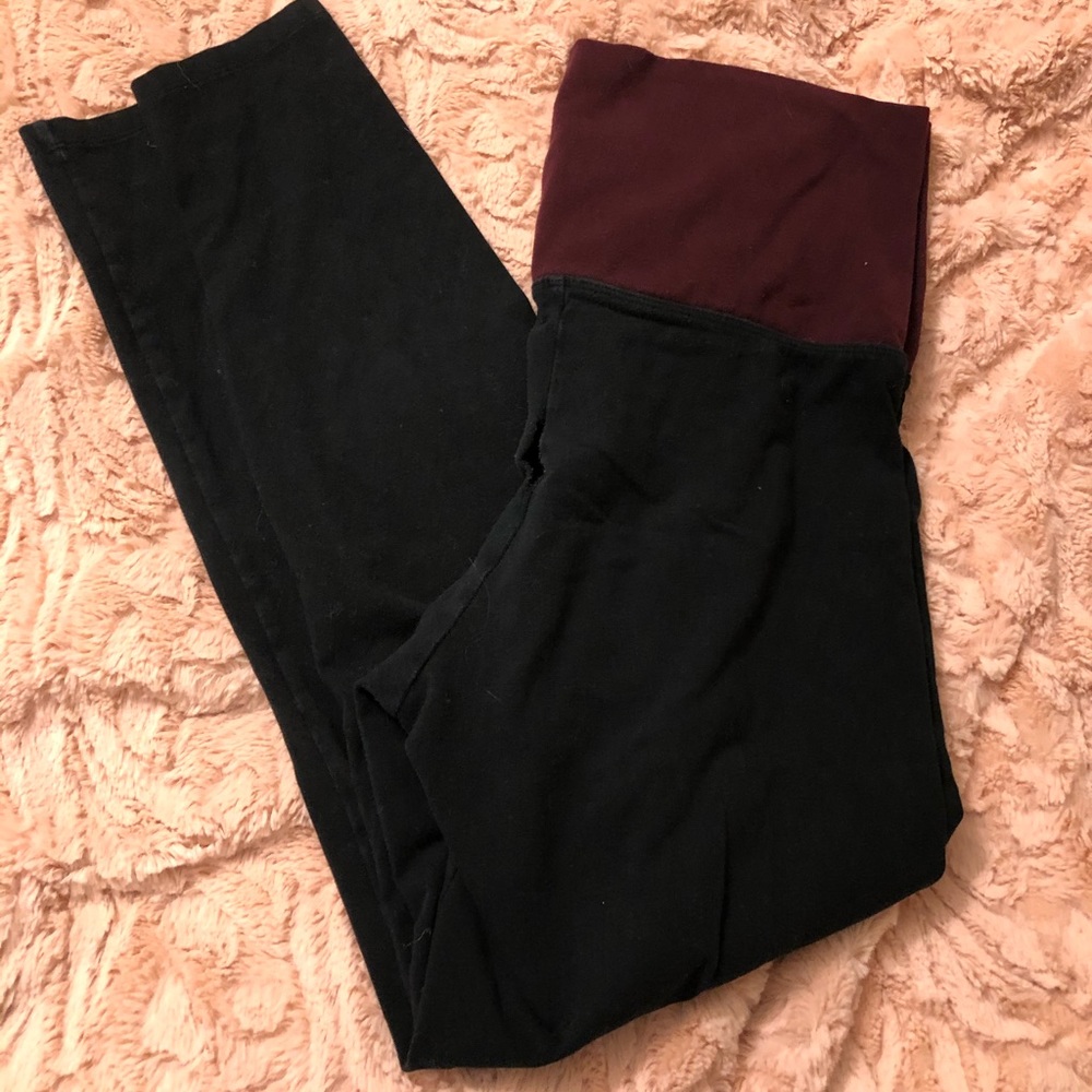 VS Pink Black Leggings Maroon Waistband
